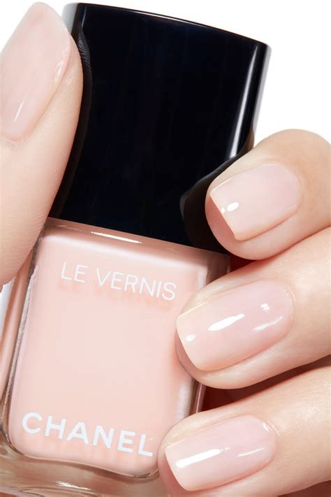 chanel duo le vernis long lasting|ballerina le vernis nail color.